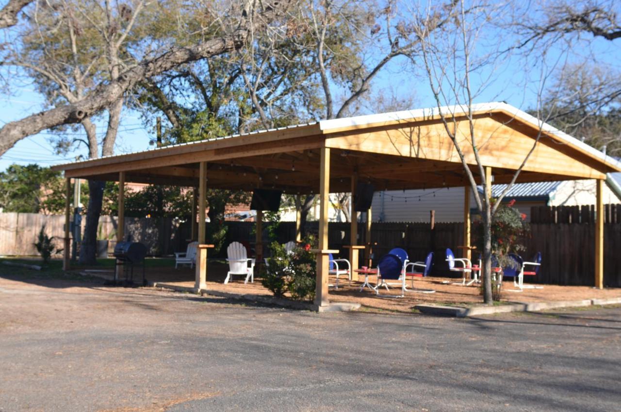 The Oak Motel La Grange Extérieur photo