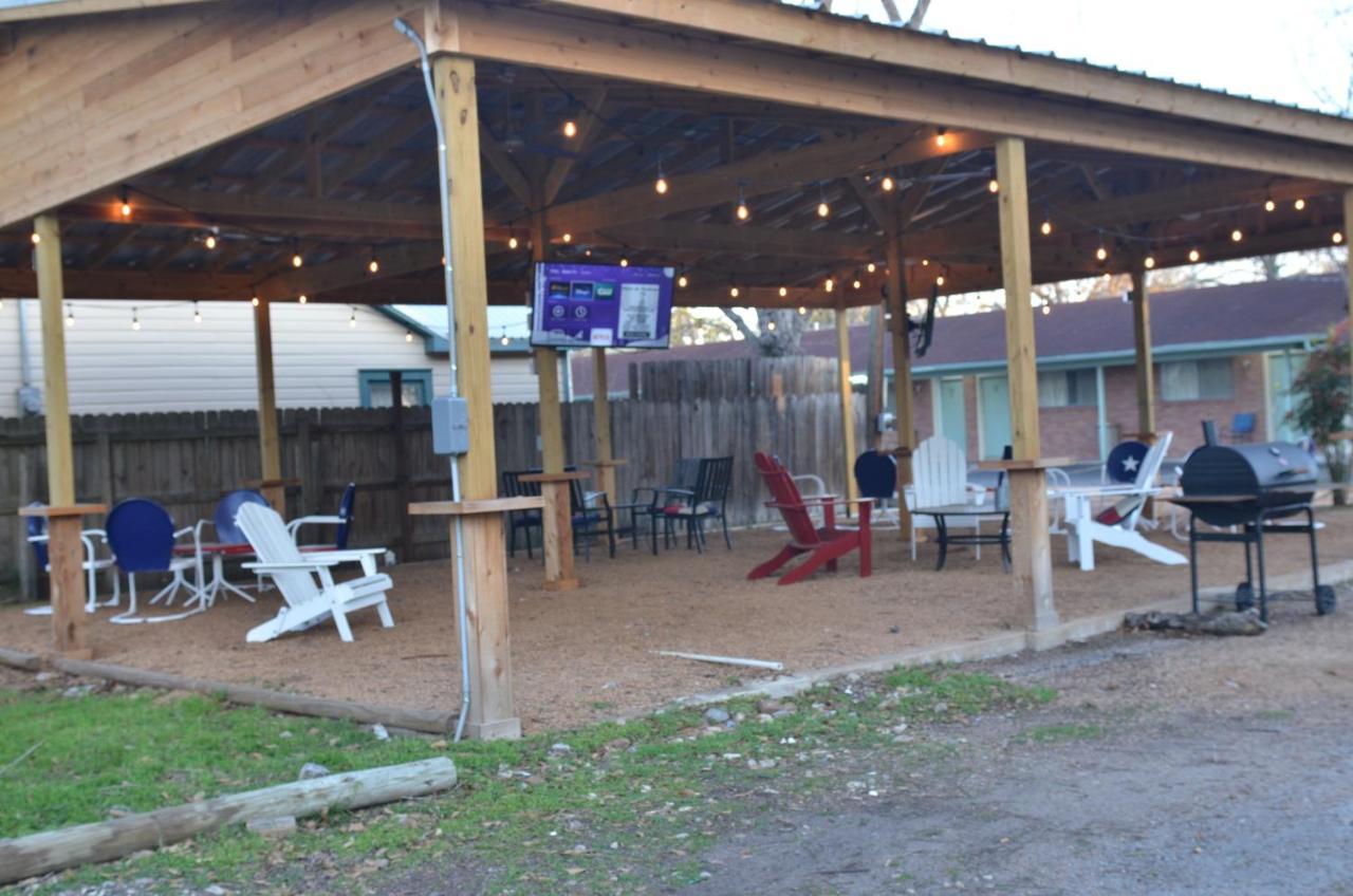 The Oak Motel La Grange Extérieur photo